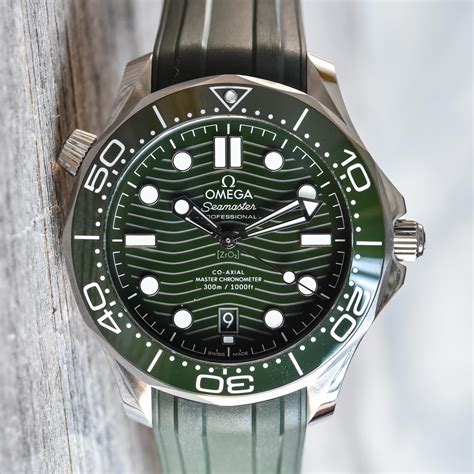 Omega Seamaster diver green dial